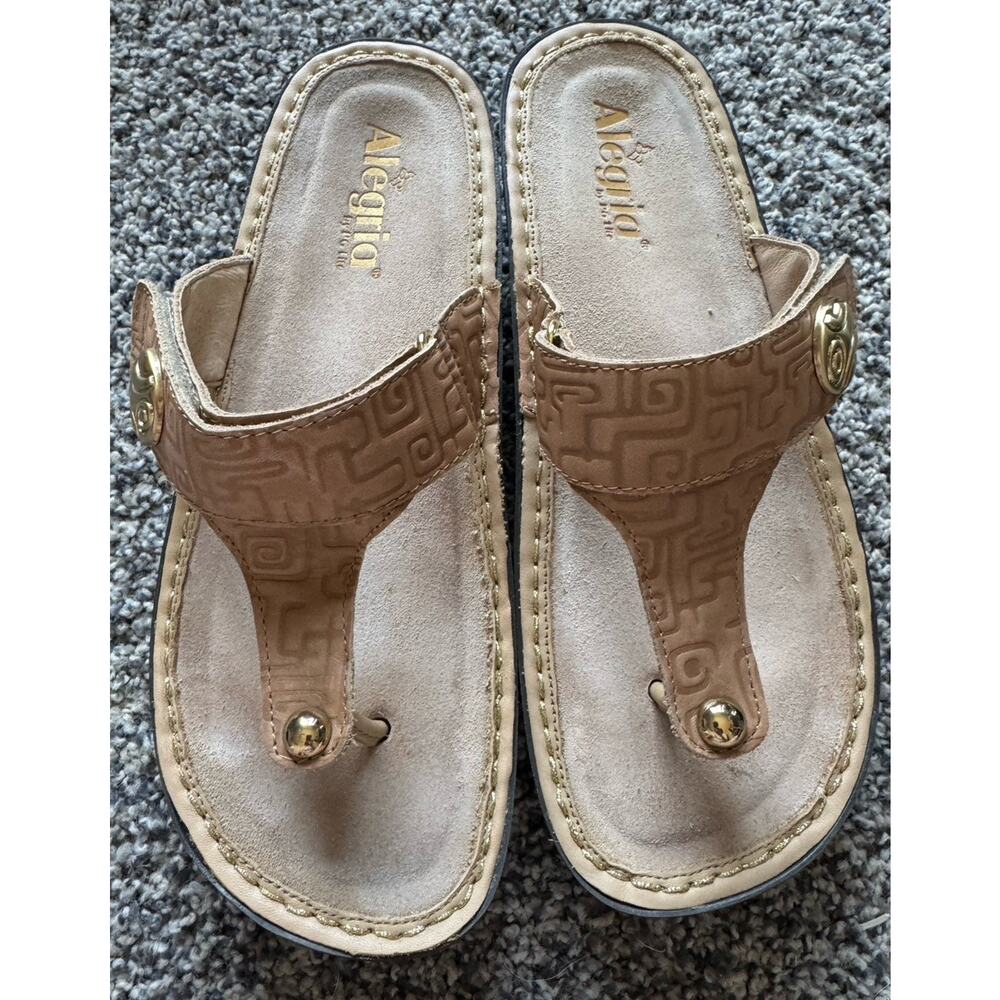 Alegria Carina Summer Thong Sandals EUR 40 Womens Size 9 Basically Amazing‎ Gold